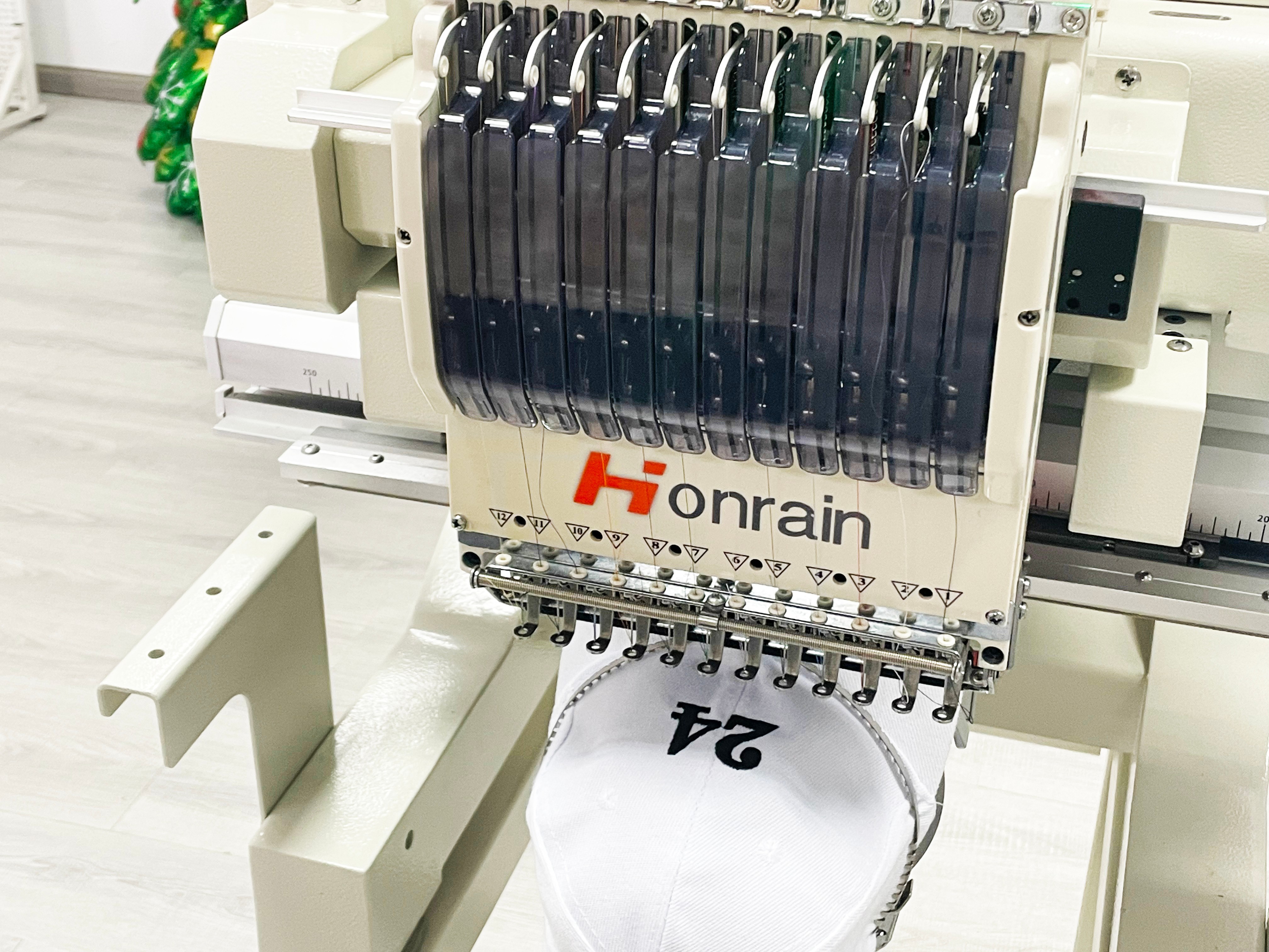 China Hot Sale High Quality Au - Embroidery Machine Computerized ulasan dan harga