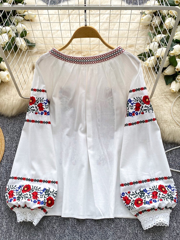 Women's Autumn Bohemian Blouse - Embroidery On Shirt ulasan dan harga