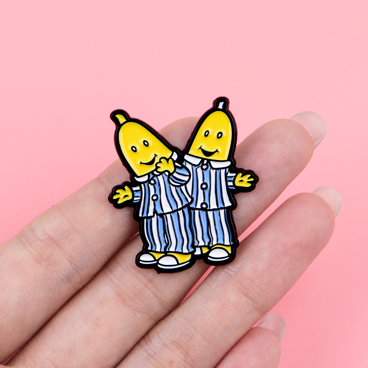 Funny Pajama Banana Man Enamel - Embroidery Wallpaper ulasan dan harga